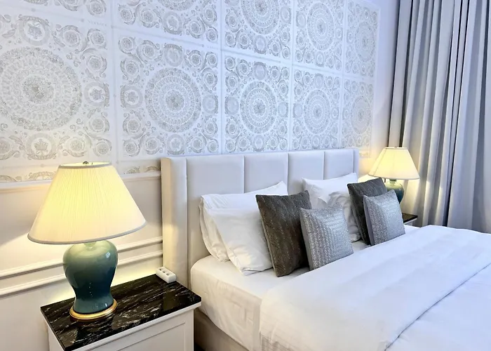 Mondrian & Royal Route Old Town Warschau